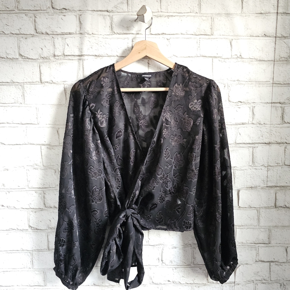 ☆ EXPRESS Black Floral Sheer Wrap Blouse, XS ☆